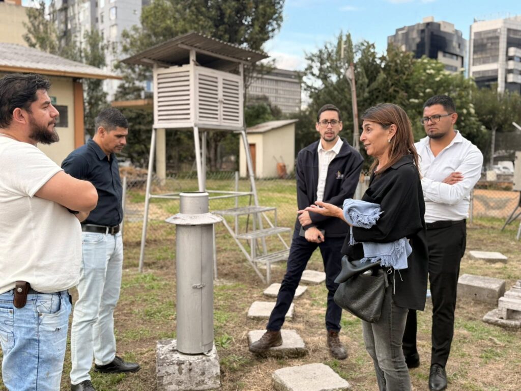 SENAMHI BOLIVIA FORTALECE LA COOPERACIÓN REGIONAL DURANTE VISITA OFICIAL A ECUADOR