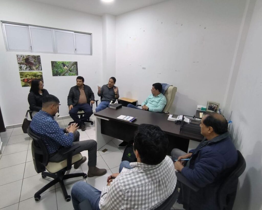 EL SENAMHI Y EL MUNICIPIO CRUCEÑO UNEN ESFUERZOS PARA PROTEGER LA CUENCA DEL PIRAÍ Y ENFRENTAR LOS DESAFÍOS DEL CLIMA