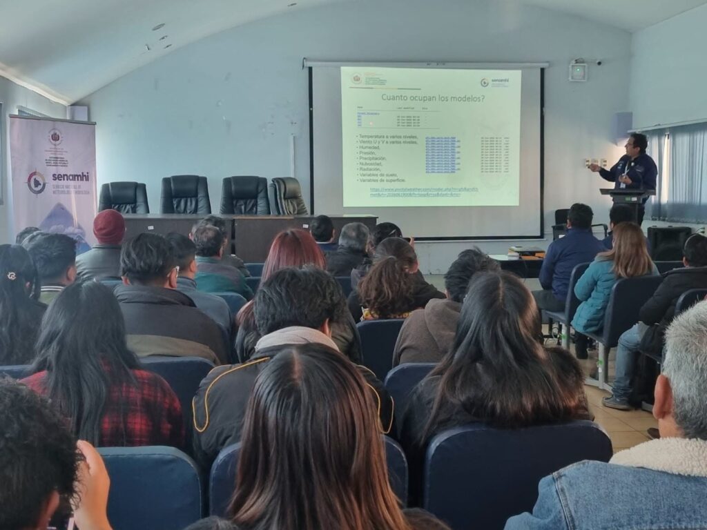 EL SENAMHI Y LA FACULTAD DE AGRONOMÍA DE LA UMSA LLEVARON A CABO EL TALLER DE CAPACITACIÓN EN HERRAMIENTAS HIDROMETEOROLÓGICAS CON TOTAL ÉXITO